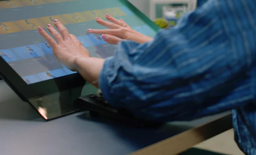 How Does Digital Signage Improve Business Resilience?
